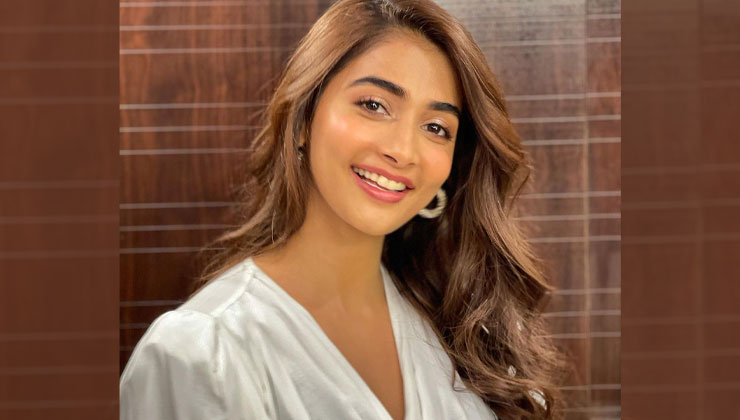 Pooja hegde, pooja hegde post a photo session