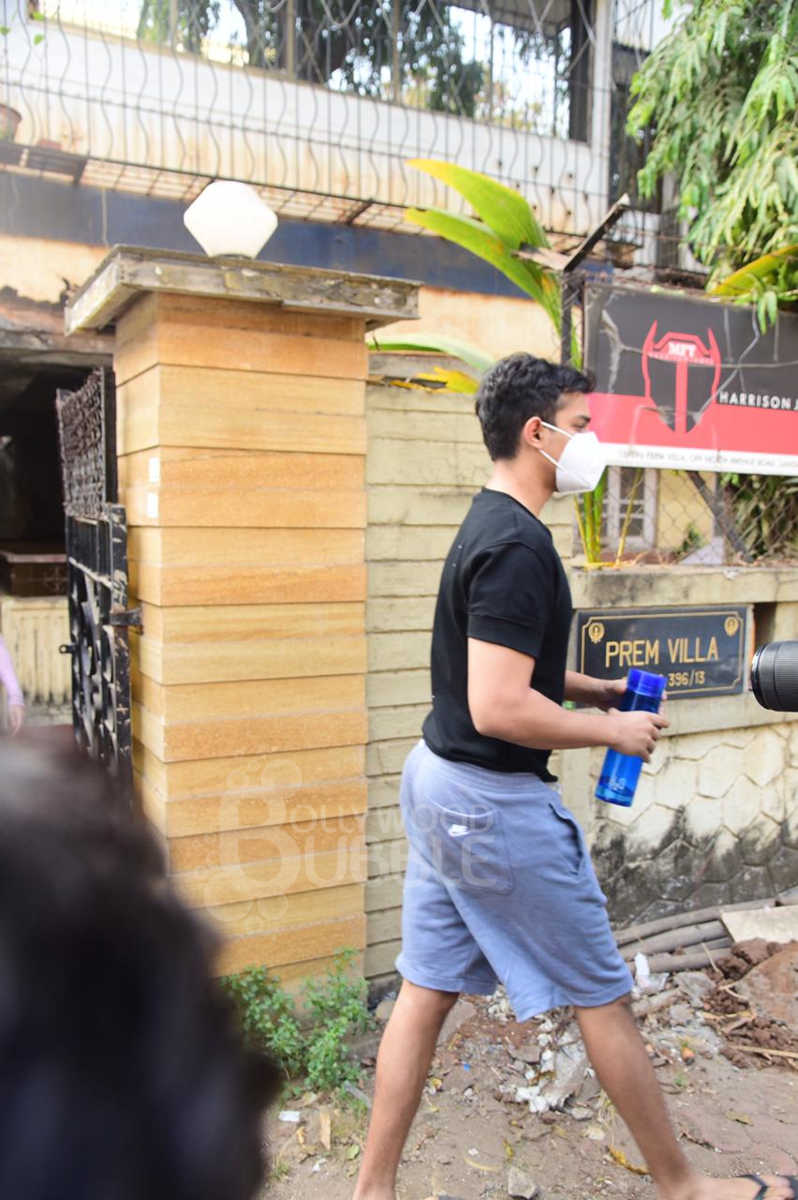 Rhea showik Chakraborty spotted gym