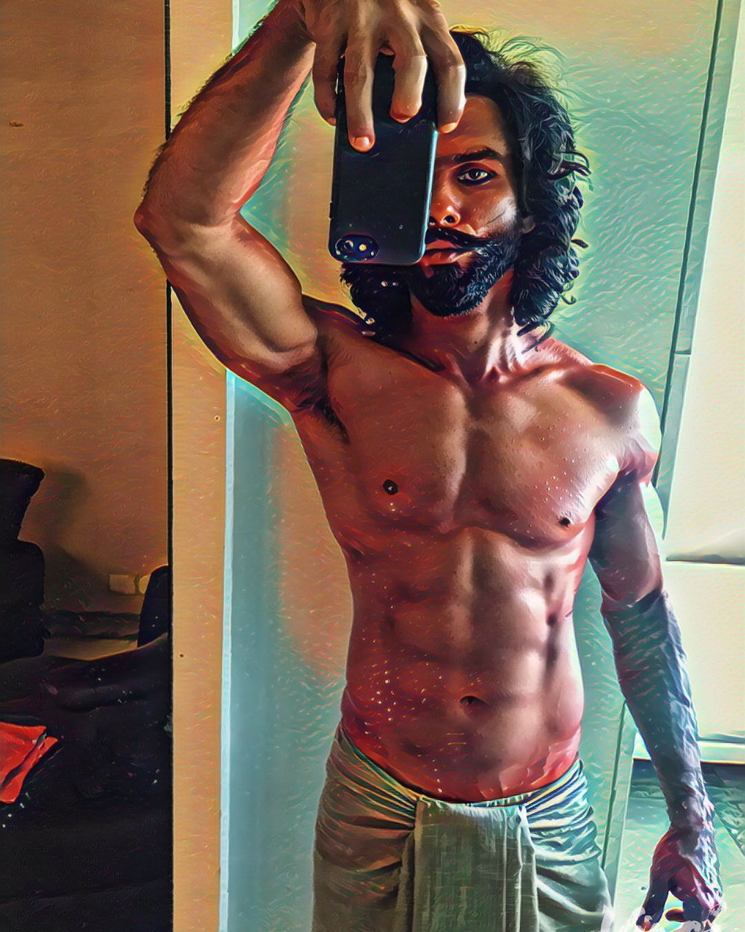 happy birthday shahid kapoor hot pics