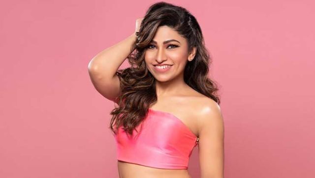 Tulsi Kumar elated as Tanhaai crosses 100 million views on YouTube ...