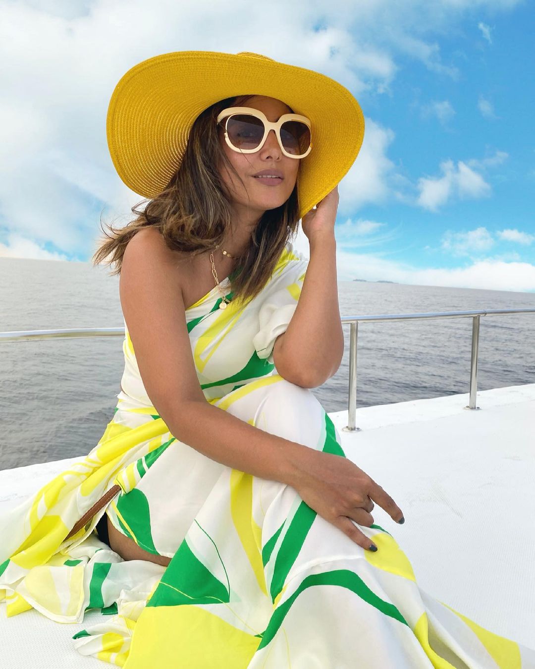 Hina Khan, Maldives, Rocky Jaiswal, HiRo, Summer, Hina Khan summer outfit, Hina Khan bikini, Hina Khan swimsuit,