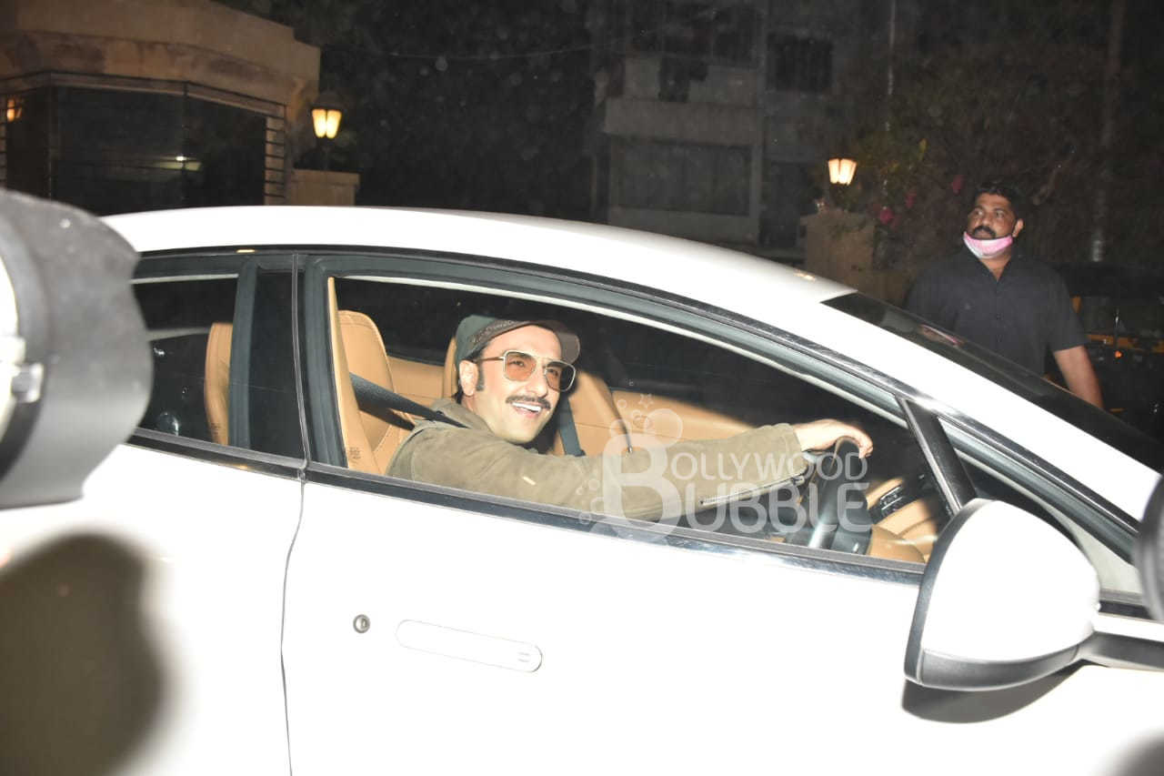 alia bhatt, alia bhatt birthday, happy birthday alia bhatt, alia bhatt age, alia bhatt ranbir kapoor, ranbir kapoor alia bhatt, Deepika Padukone, Ranveer Singh, Arjun Kapoor, Malaika Arora, Ayan Mukerji, Aditya Roy Kapur