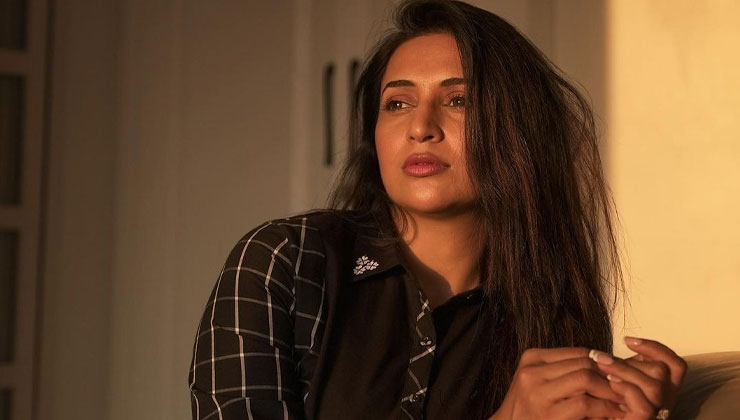 divyanka tripathi aunt death covid