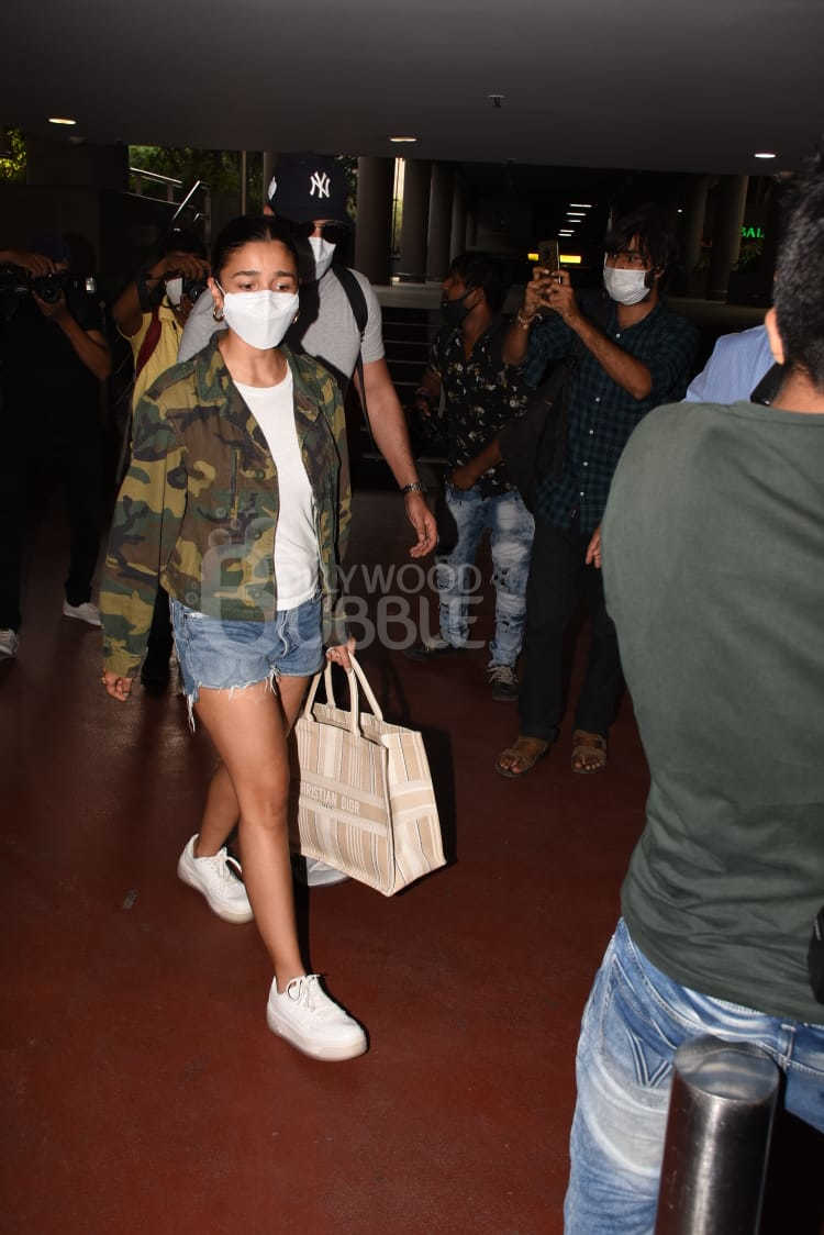 Alia Bhatt, Ranbir Kapoor, Brahmastra, Gangubai Kathiawadi, Alia Ranbir pics, Ranbir alia pics, alia bhatt pics, alia bhatt hot pics, ranbir kapoor pics