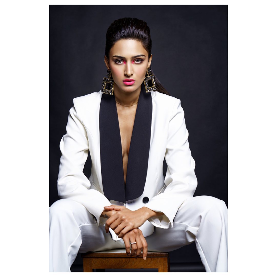 Happy Birthday Erica Fernandes, Erica Fernandes birthday, Erica Fernandes, Kuch Rang Pyaar Ke Aise Bhi 3, Parth Samthaan Kasautii Zindagii Kay, KZK, KRBPAB, Shaheer Sheikh, Prerna, Dev Dixit, Anurag Basu, Sonakshi Bose, Kuch Rang Pyaar Ke Aise Bhi, Kuch Rang Pyaar Ke Aise Bhi Season 3, Kasautii Zindagii Kay 2,