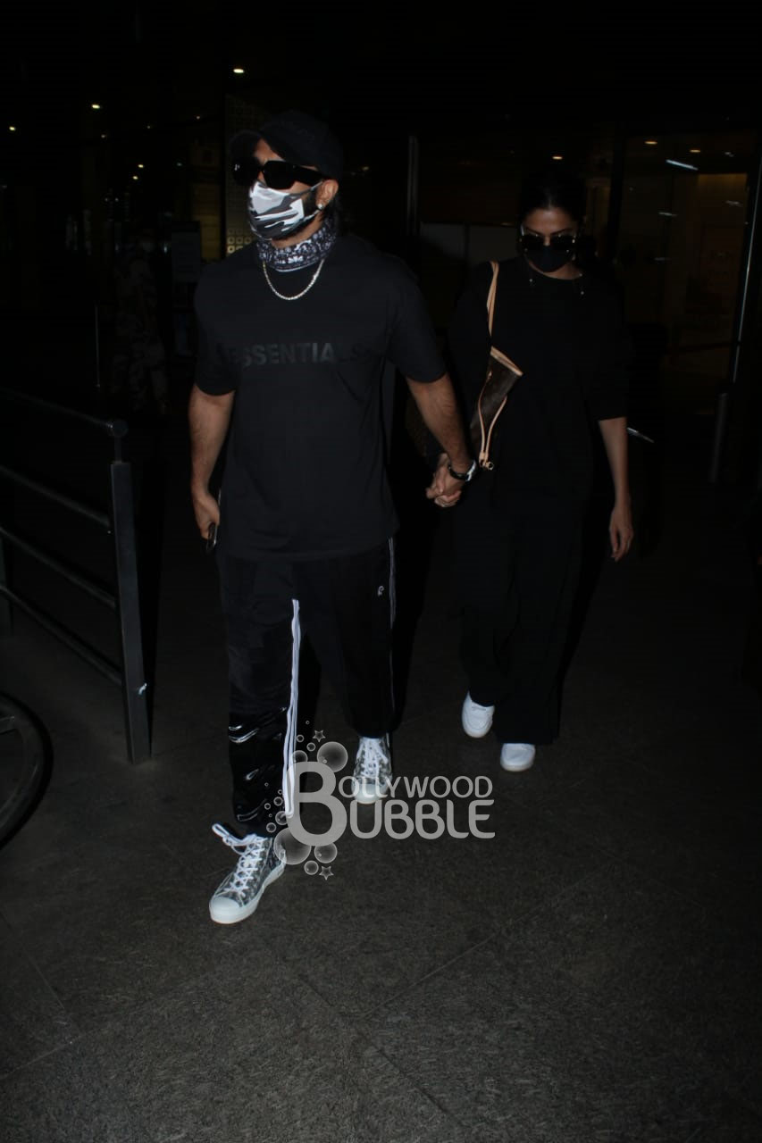 Ranveer and Deepika at airport