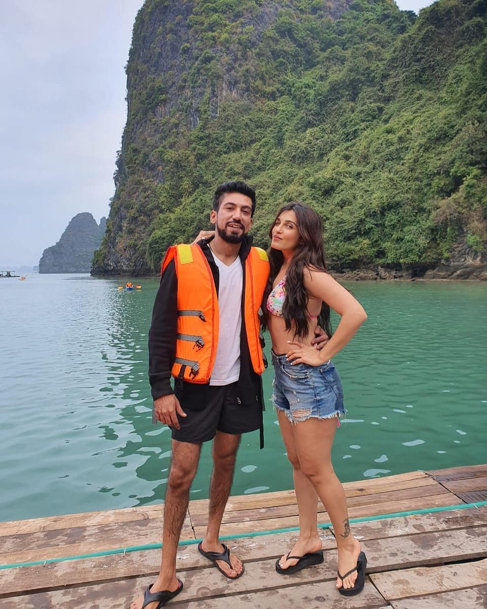 Pandya Store, Shiny Doshi, Lavesh Khairajani, Shiny Doshi boyfriend, Shiny Doshi photos, Shiny Doshi bf,