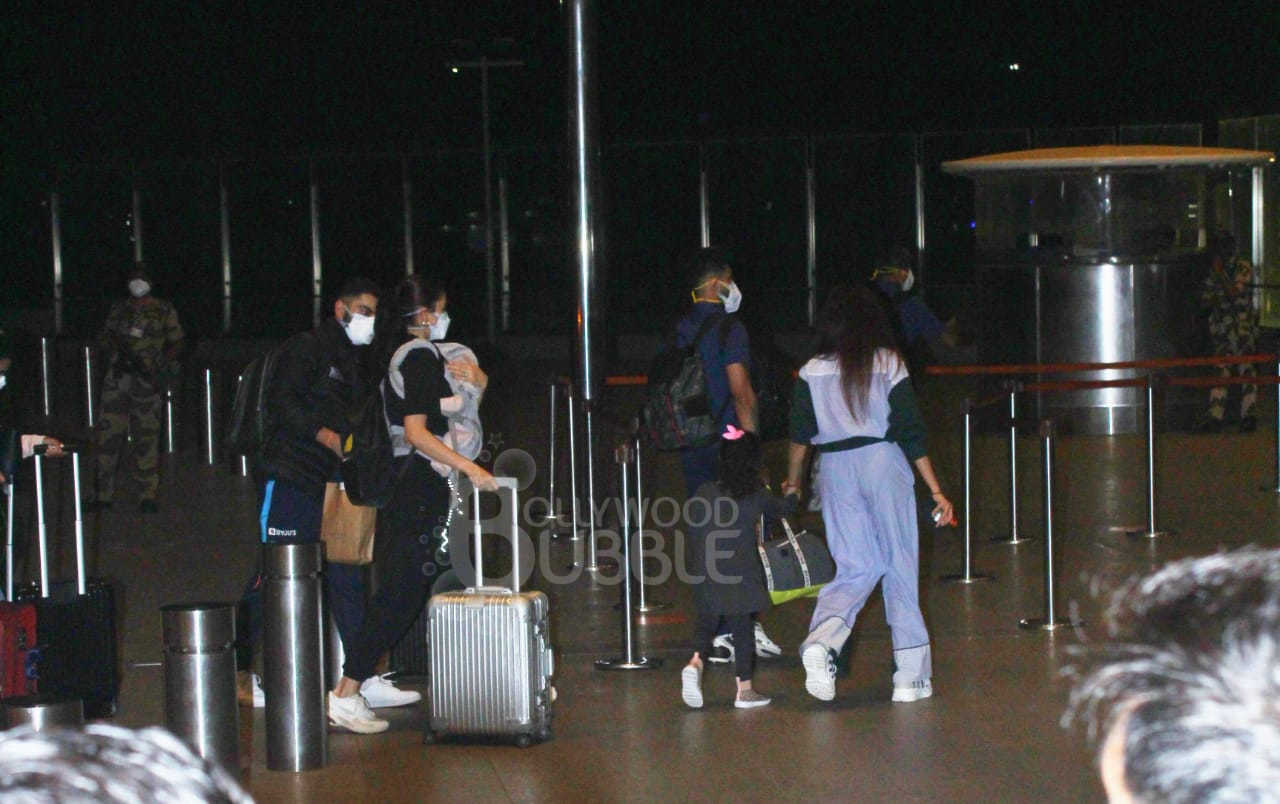 Anushka Sharma, Virat kohli, vamika airport, virushka, virat anushka airport