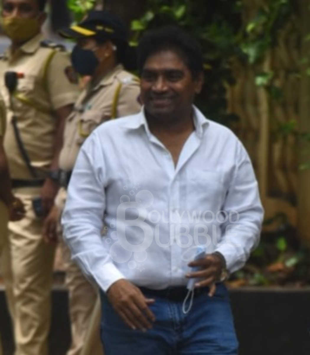 dilip kumar, dilip kumar death, dilip kumar last rites, dilip kumar burial, vidya balan, shabana azmi, anupam kher, johny lever, dharmendra, siddharth roy kapur, dilip kumar, dilip, dilip kumar news, दिलीप, दिलीप कुमार, dilip kumar age, dilip kumar death, saira banu, actor dilip kumar, dilip kumar saira banu, dilip kumar death, dilip kumar passes away, dilip kumar best films, dilip kumar passed away,