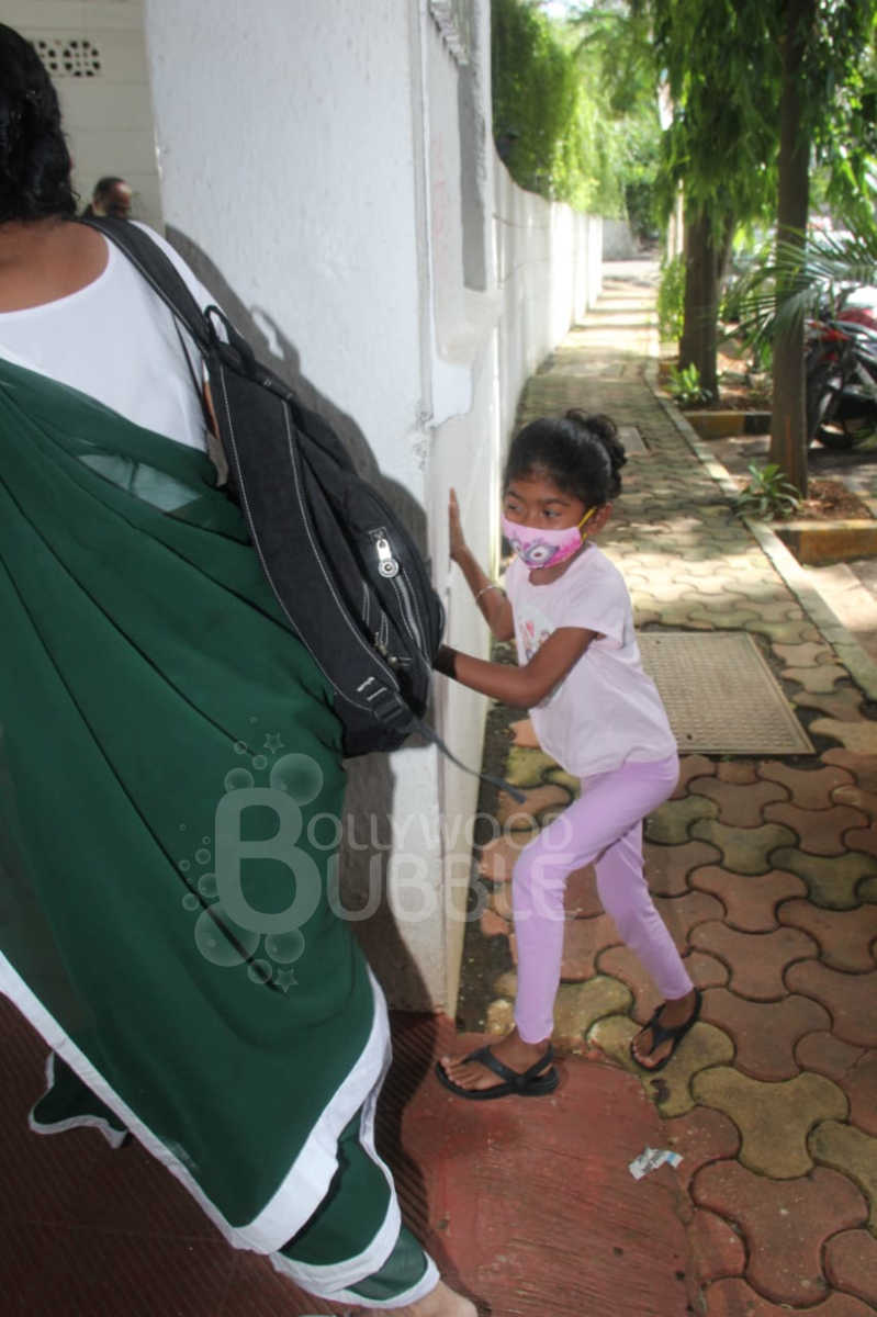 raj kaushal, mandira bedi, raj kaushal prayer meet, mouni roy, samita bangargi, vidya malvade, ashish choudhry, vir bedi kaushal, tara bedi kaushal