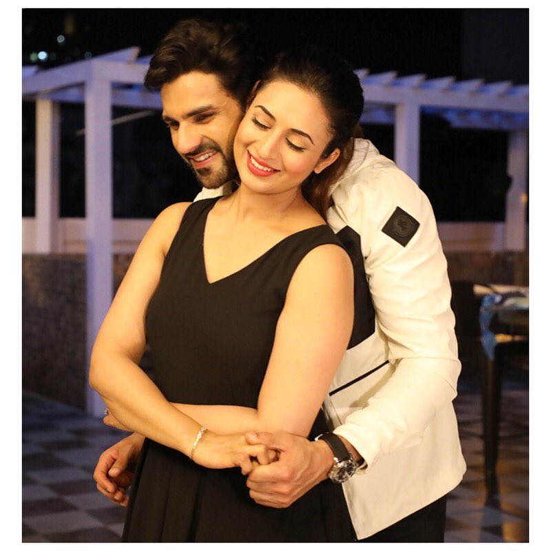 Divyanka Tripathi and Vivek Dahiya pics