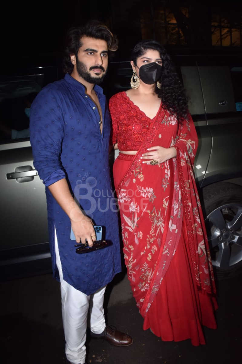 rhea kapoor, sonam kapoor, sonam sister rhea wedding, rhea kapoor boyfriend karan boolani, rhea kapoor wedding, rhea kapoor marriage, karan boolani, rhea kapoor wedding pics, anil Kapoor daughter, veere di wedding, anshula kapoor, boney kapoor, arjun kapoor sister, sonam rhea pic, rhea kapoor wedding photos, pics of rhea karan wedding,