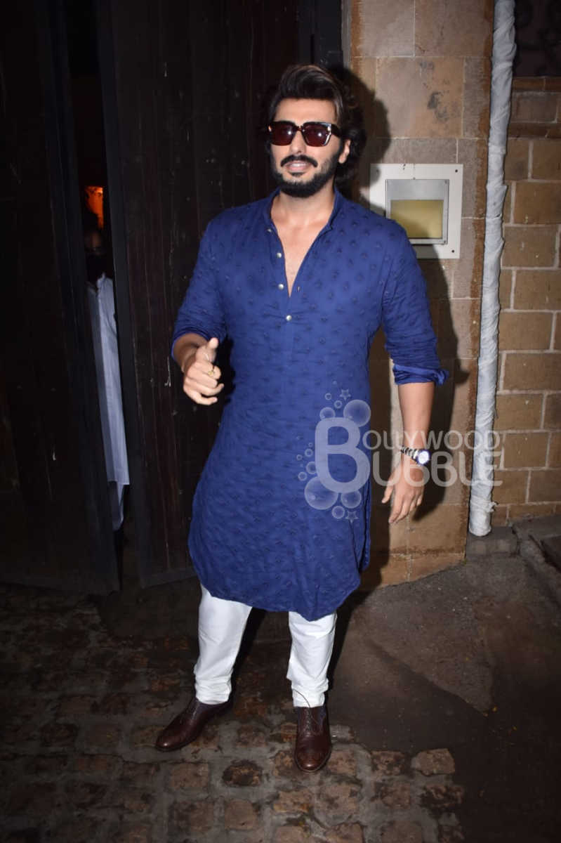 rhea kapoor, sonam kapoor, sonam sister rhea wedding, rhea kapoor boyfriend karan boolani, rhea kapoor wedding, rhea kapoor marriage, karan boolani, rhea kapoor wedding pics, anil Kapoor daughter, veere di wedding, anshula kapoor, boney kapoor, arjun kapoor sister, sonam rhea pic, rhea kapoor wedding photos, pics of rhea karan wedding,