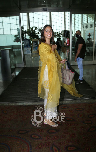 Kiara Advani airport spotted