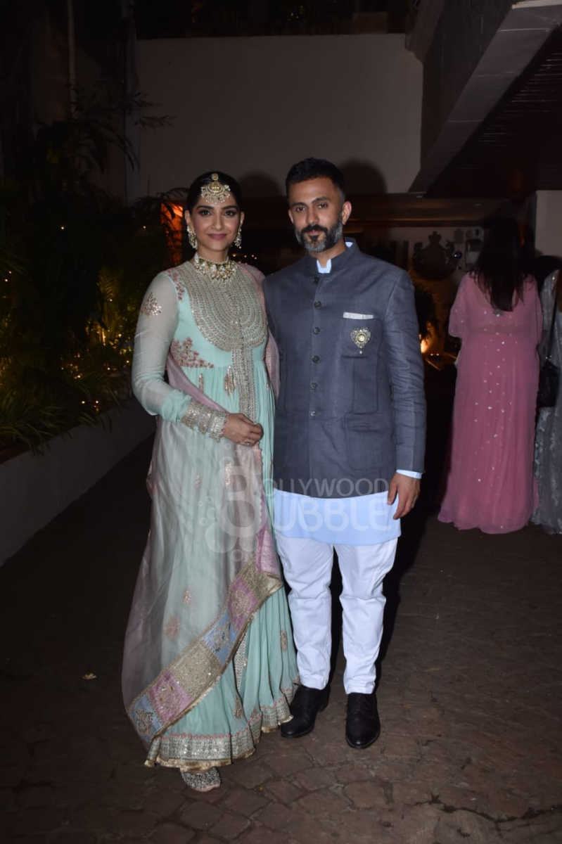 rhea kapoor, sonam kapoor, sonam sister rhea wedding, rhea kapoor boyfriend karan boolani, rhea kapoor wedding, rhea kapoor marriage, karan boolani, rhea kapoor wedding pics, anil Kapoor daughter, veere di wedding, anshula kapoor, boney kapoor, arjun kapoor sister, sonam rhea pic, rhea kapoor wedding photos, pics of rhea karan wedding,