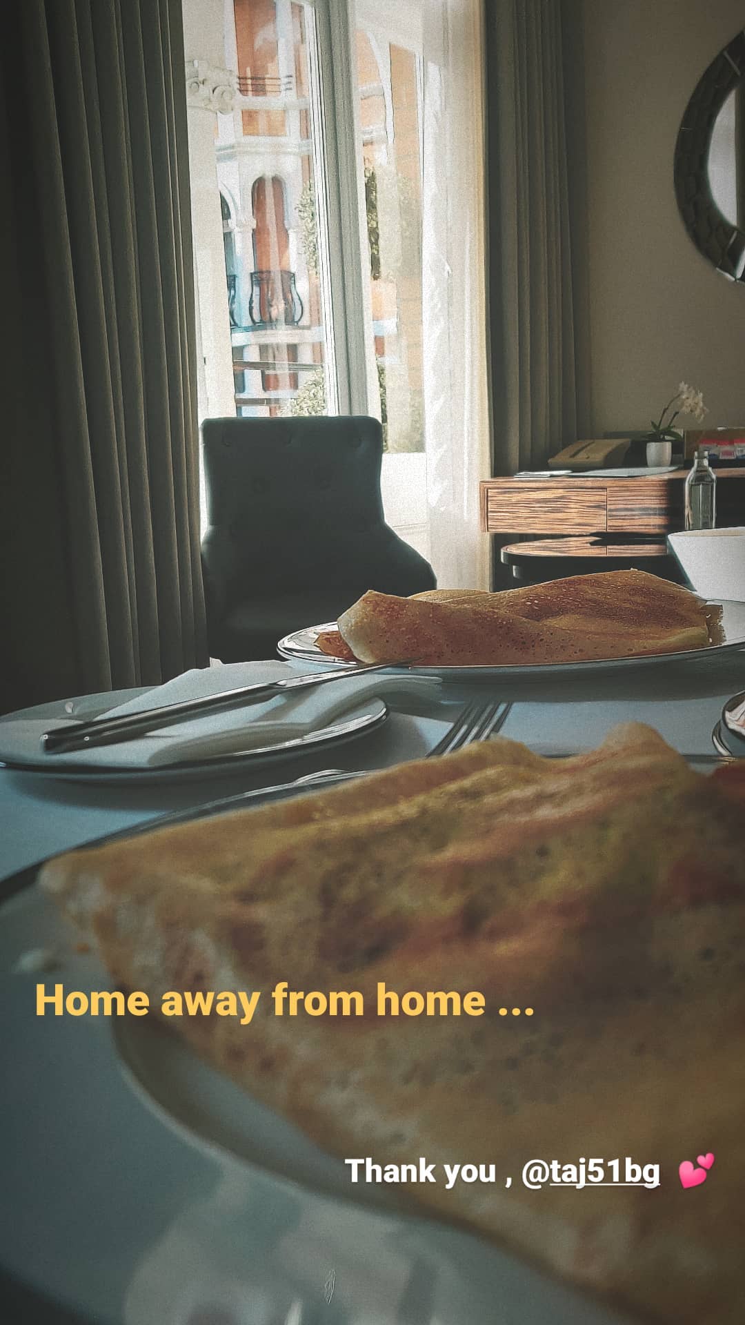 anushka sharma, virat kohli, anushka sharma virat kohli, anushka sharma food, anushka sharma enjoys food,