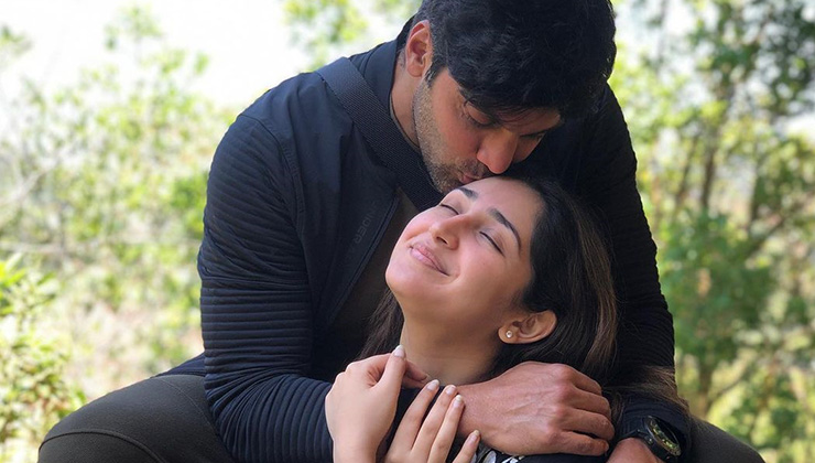 Arya, Sayyeshaa, Ariana, Arya daughter name, Sayyeshaa daughter name