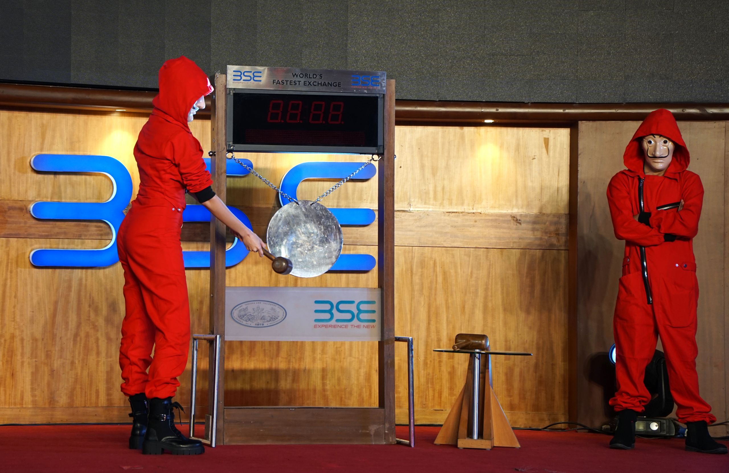 money heist, money, money heist season, money heist 5, money heist season 5, money heist download, money heist season 5 hindi, money heist in hindi, money heist release date, tokyo death money heist,Breakout tokyo died in money heist, is tokyo dead in money heist, ananya panday, bombay stock exchange,