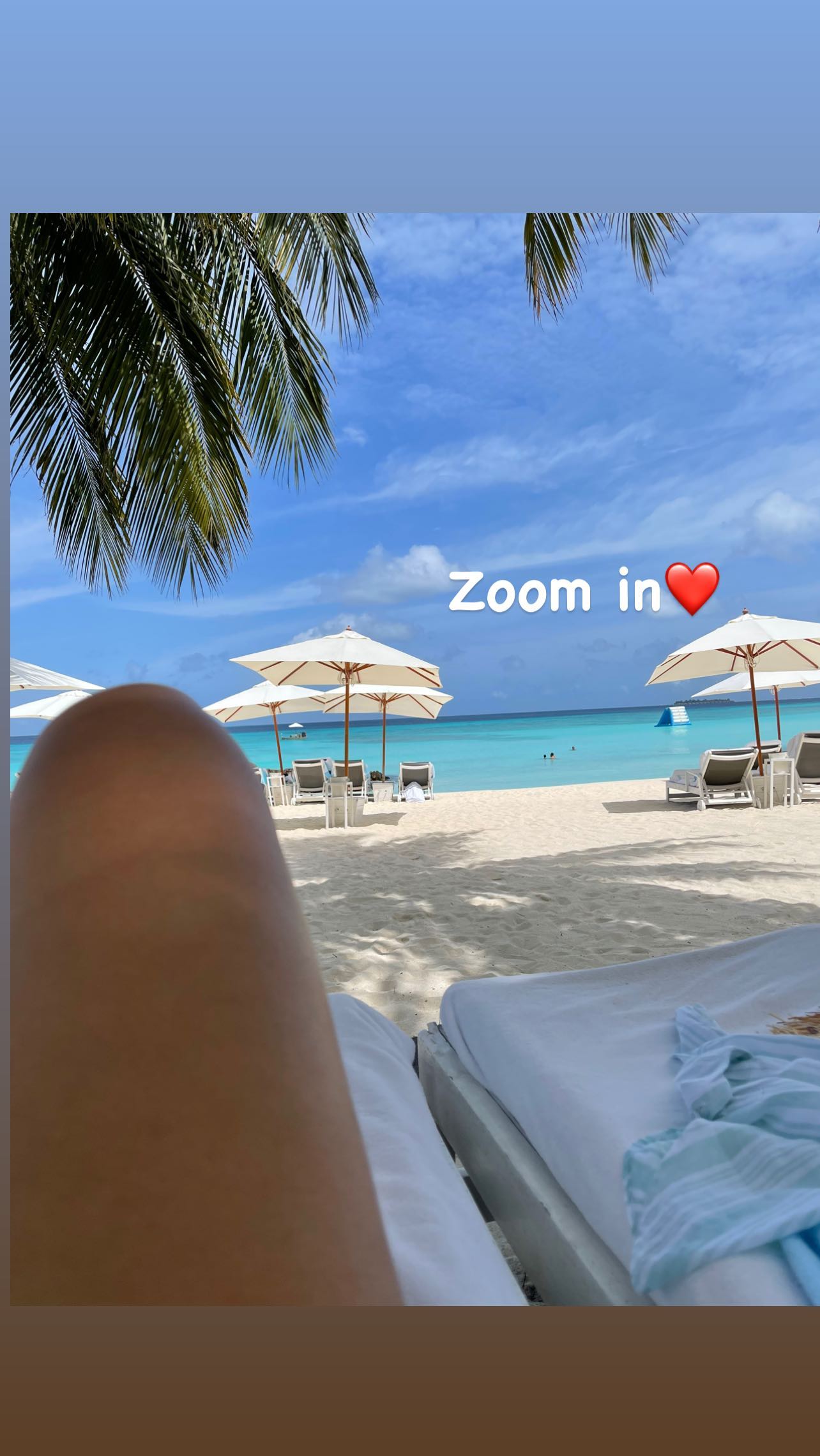 kareena enjoying sunny vaccation, 