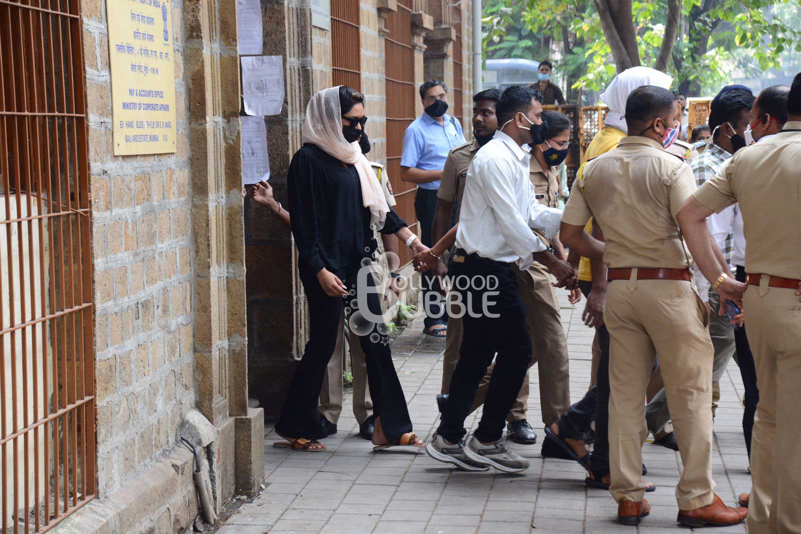 munmun dhamecha friend of srk's son aryan khan leaving for medical test from ncb office, 