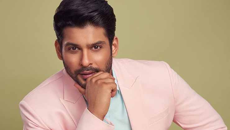 Sidharth Shukla wins an award