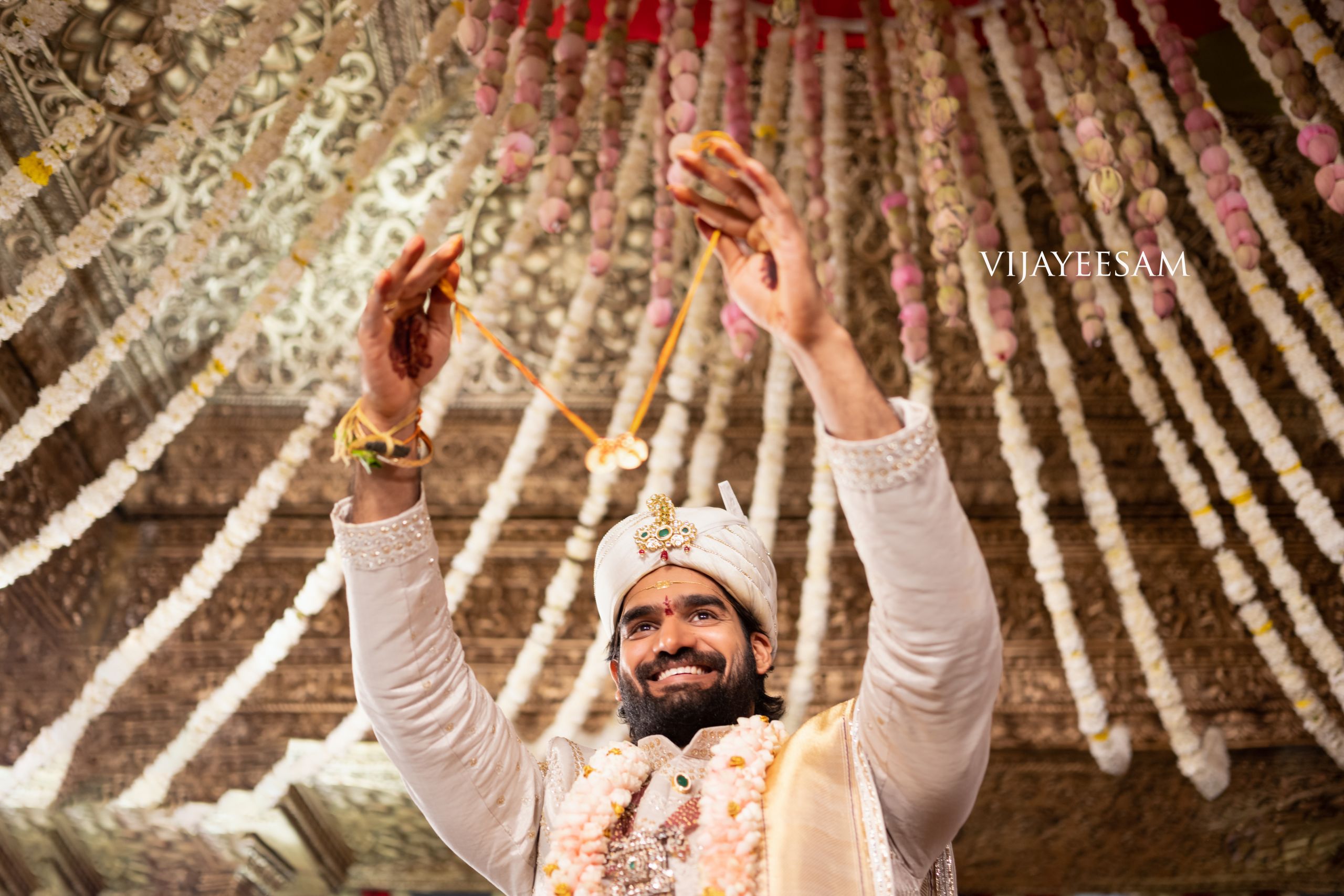 kartikeya gummakonda wife, karthikeya marriage photos, hero karthikeya marriage photos, actor kartikeya,