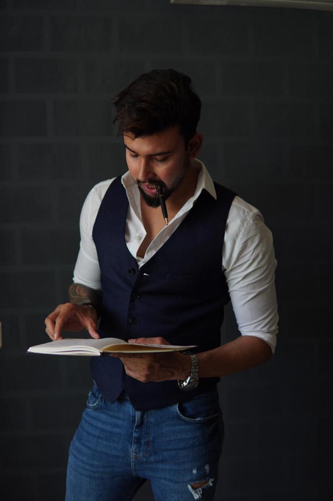 pawan singh dhakad enthralling personality