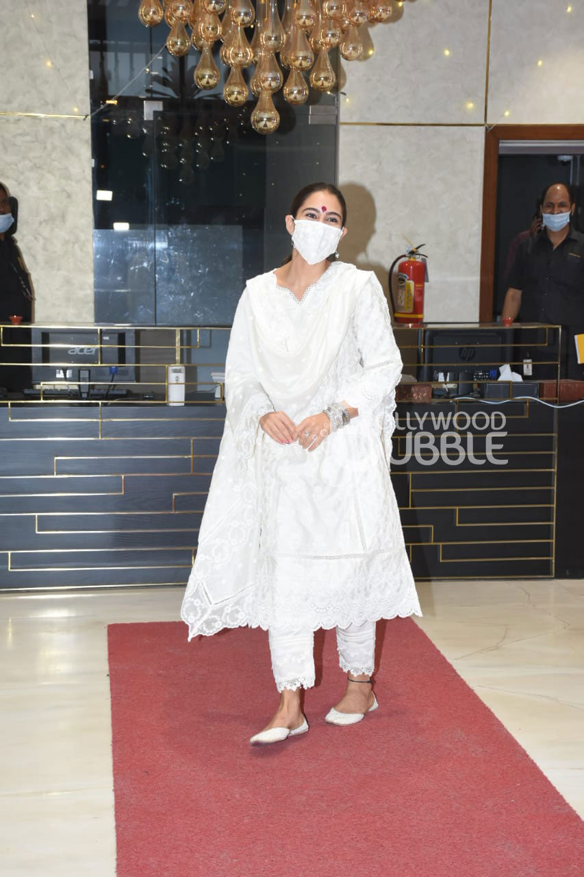 Sara Ali Khan, ethnic looks, kurtas