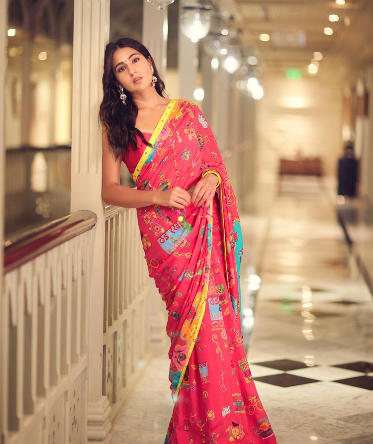 world saree day 2021, indian saree day, sara ali khan,