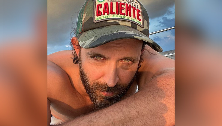 hrithik roshan movies, hrithik roshan wife, hrithik roshan age,