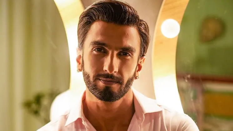 ranveer singh hand sanitizer, ranveer singh obssession, ranveer singh