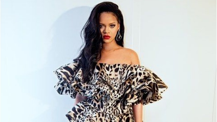 rihanna, rihanna pregnant, rihanna instagram, rihanna asap rocky, rihanna is pregnant,