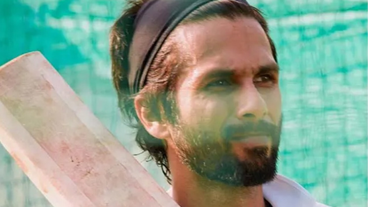 Shahid Kapoor, Mrunal Thakur, new poster of Jersey,