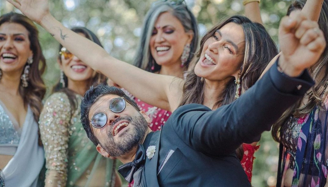 farhan akhtar, shibani dandekar, farhan and shibani wedding pics,