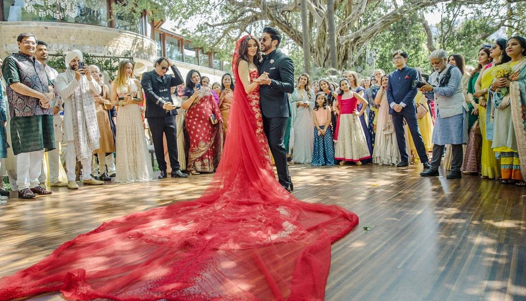 farhan akhtar, shibani dandekar, farhan akhtar and shibani dandekar wedding photos,