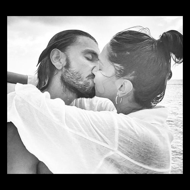kiss day 2022, Ranveer Singh, Deepika Padukone