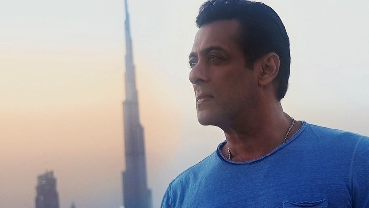 Salman Khan Shares Pics From Dubai Ahead Of Dabangg Tour Reloaded Bollywood Bubble