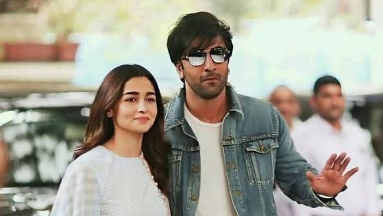 alia bhatt defends ranbir kapoor, alia bhatt, ranbir kapoor