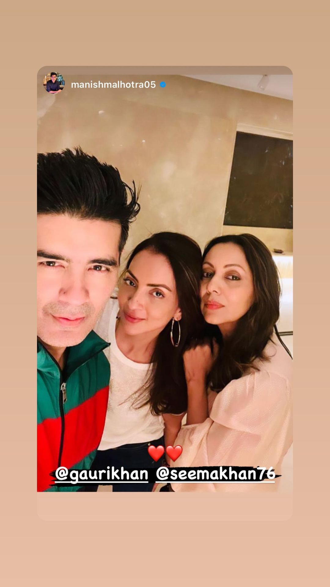 gauri khan photos, gauri khan shah rukh, shah rukh khan wife,