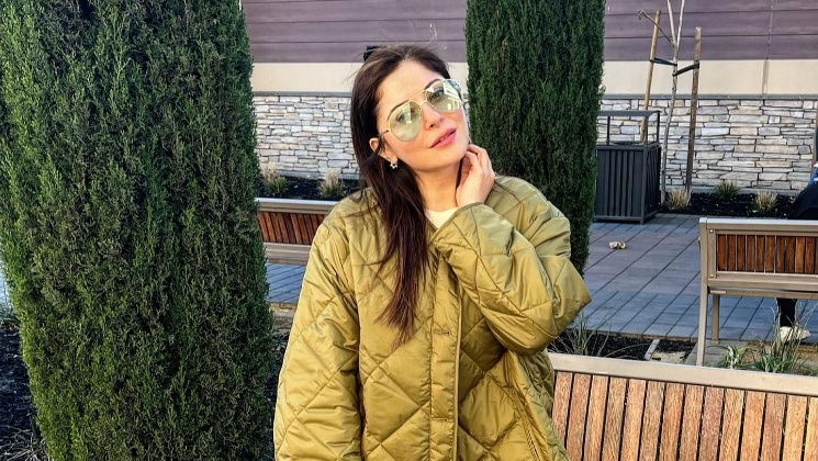 kanika, baby doll singer kanika kapoor,