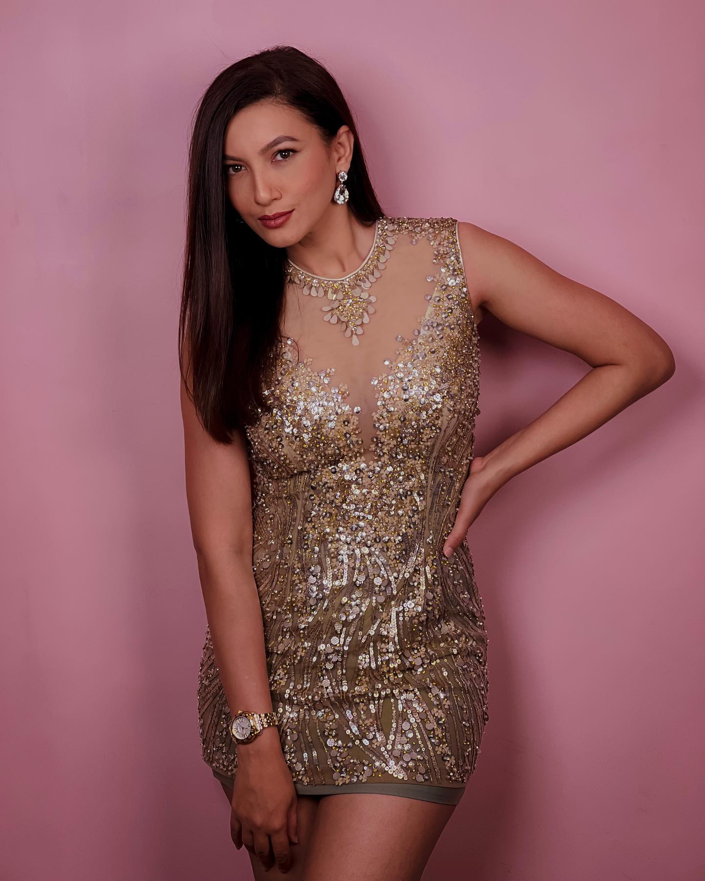 Gauahar Khan, Gauahar Khan instagram , Gauahar Khan instagram post cost