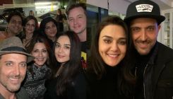 Hrithik Roshan, Preity Zinta, Sonali Bendre, and Sussanne Khan make memories in LA, see pic