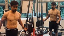 Emraan Hashmi flaunts chiselled abs as he sweats in the gym, Netizens hail him as REAL HERO
