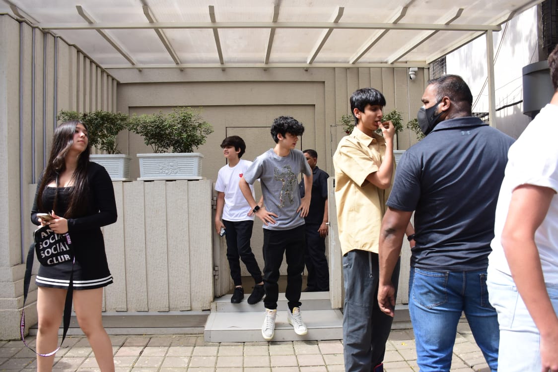 hrithik roshan, sussanne khan photos, sonali bendre,