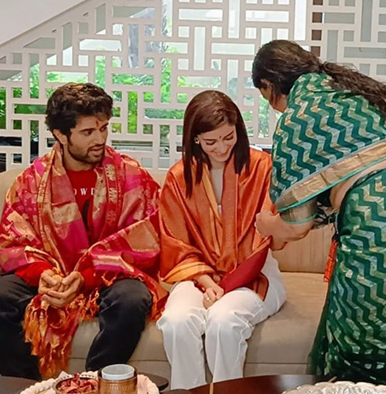 Vijay Deverakonda and Ananya Panday take blessings from Liger actor's mom as they perform puja at his Hyderabad home
