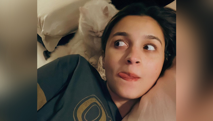 Alia Bhatt Drops A Goofy Selfie As She Celebrates Diwali In Bed Heres