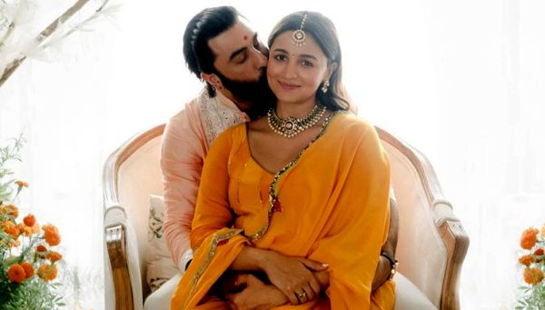 Alia Bhatt Gets A Sweet Kiss From Ranbir Kapoor In New Photos From Her ...