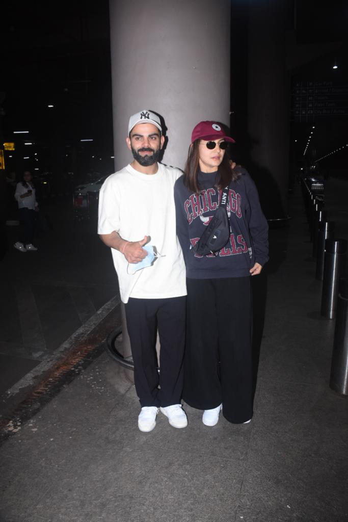 Anushka and Virat papped at airport