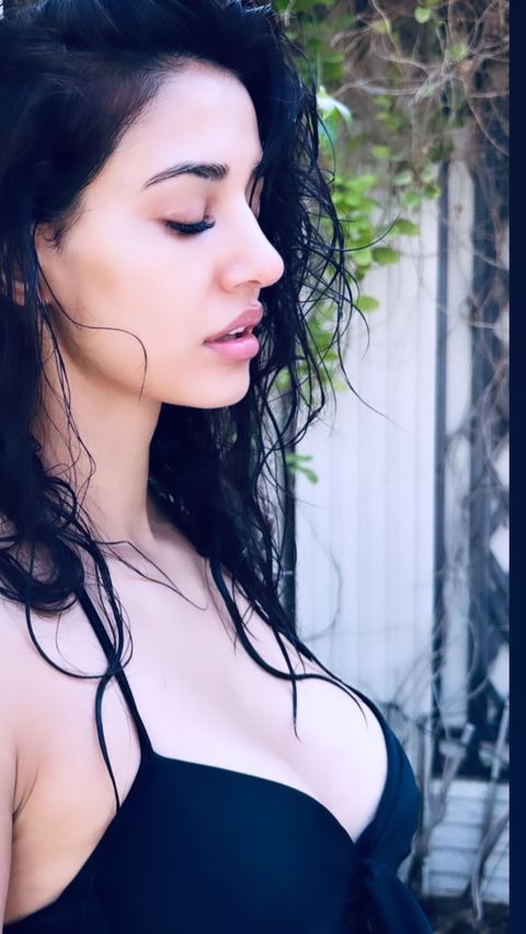 disha patani, disha patani bikini, disha patani hot, disha patani instagram,