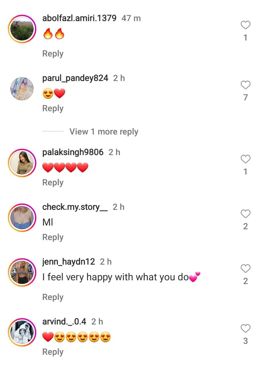 Fans-shower-love-on-Jacquelines-new-ad